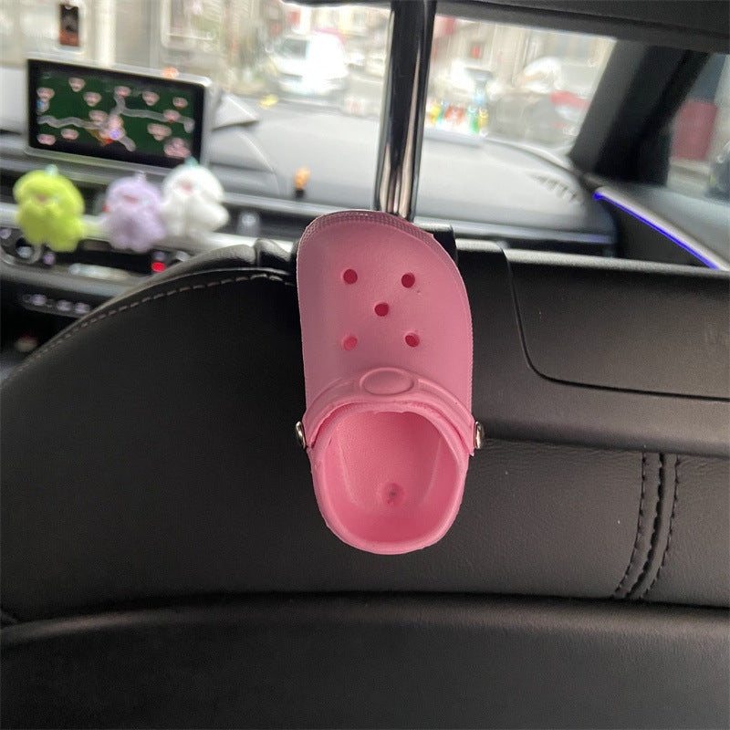 Auto de plástico al por mayor con zapatos de agujero de gancho pequeño